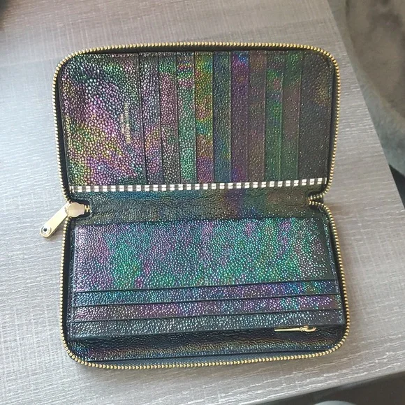 Henri Bendel Petrol Continental Wallet - Picture 5 of 7